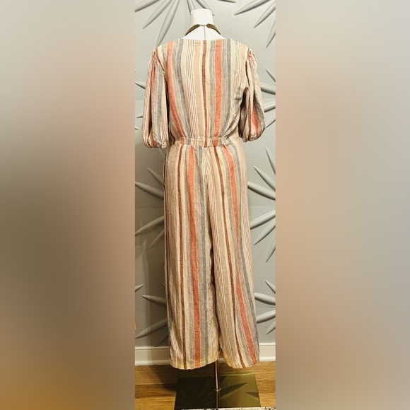 Universal Thread SZ S jumpsuit w/button front. Bust 40”, waist 32”, inseam 24” - Picture 4 of 4